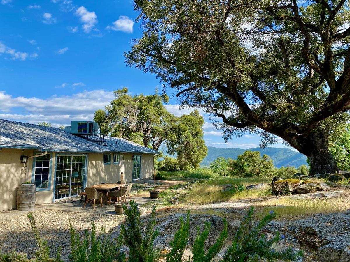 Family Farmhouse By Casa Oso With Views And Spa Villa Ahwahnee Exterior photo