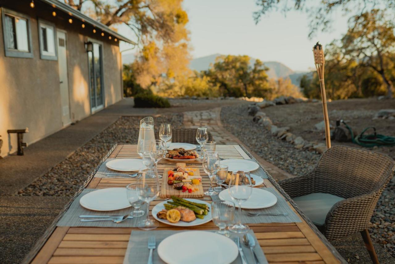 Family Farmhouse By Casa Oso With Views And Spa Villa Ahwahnee Exterior photo