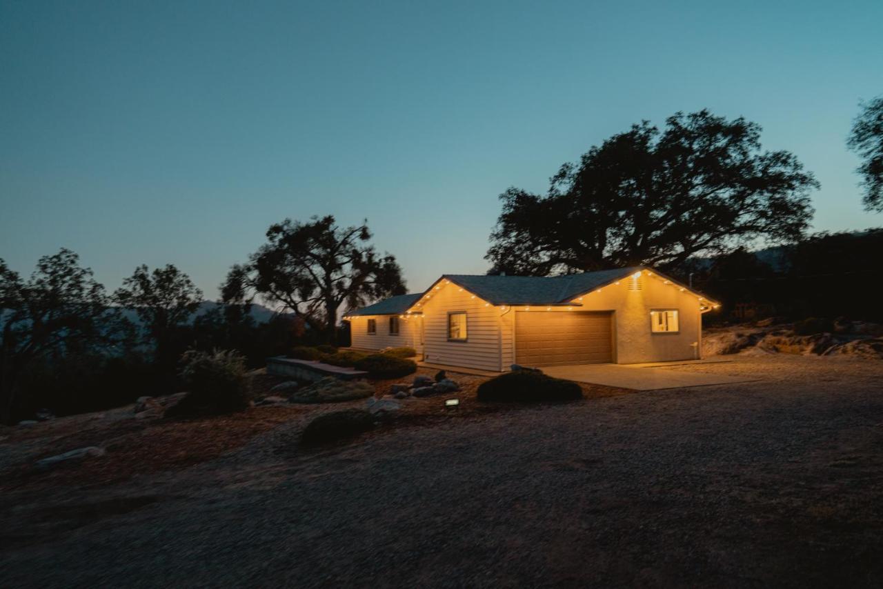 Family Farmhouse By Casa Oso With Views And Spa Villa Ahwahnee Exterior photo